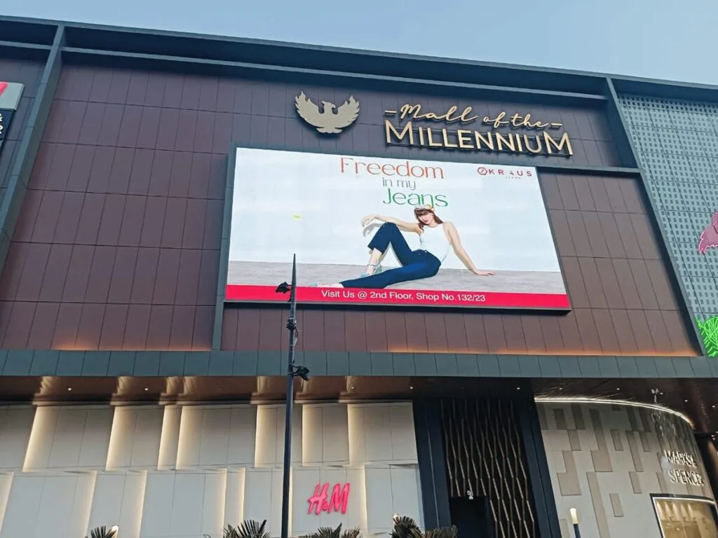 led screen display
